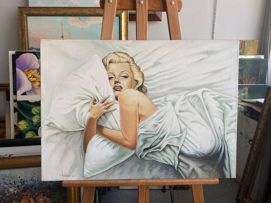Hand-Painted Marilyn Monroe Canvas, Hollywood Glamour Bedroom Art | BoselliArt hand-painted oil painting